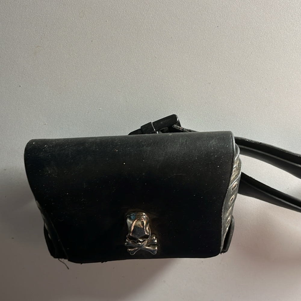 Skeleton black leather purse